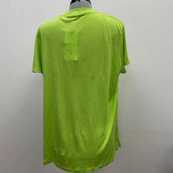 🔥ZARA NWT neon green tee 💞 - Picture 2 of 2